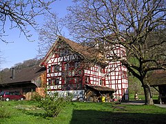 Rosentürmli Rosentuermli Bauernhof Familie Messmer Thal SG CH.jpg