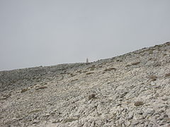 Vértice geodesico de la Maroma, Sierra de Tejeda, Málaga, España, noviembre de 2010.JPG