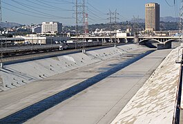 Los Angeles River channelized.jpg