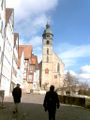 Marktplatz mit Blick auf die Stadtkirche