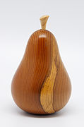 Poire en bois - 1.jpg