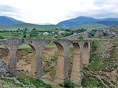Seven-arch bridge in Chaldash, Gedebey Photograph: Gani Nasirov Licencija: CC-BY-SA-4.0