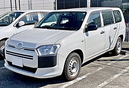 0 Toyota Probox (2014) 1.jpg