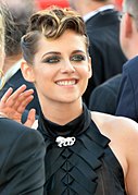 Kristen Stewart Cannes 2018.jpg