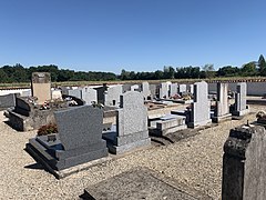 Cimetière St Nizier Désert 4.jpg