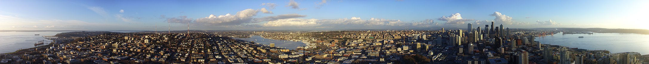 View from the top of the Space Needle (Puget Sound to the left and right, Lake Union in the Center)