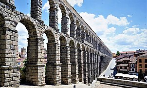 Romeins aquaduct, Segovia (stad).jpg