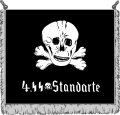 Fanfarentuch (Vorderseite) einer SS-Totenkopf-Standarte (Trumpet flag (avers) for a SS-Totenkopf-Standarte)