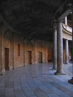 Palacio Carlos V, lower gallery