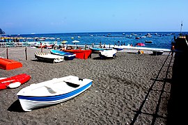 Minori, beach - panoramio.jpg