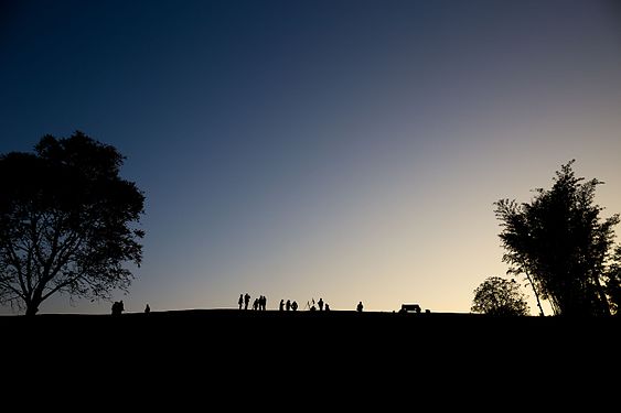 Silhouettes of trees and people camping at Doi Samoe Dao, Si Nan National Park © Piith.hant