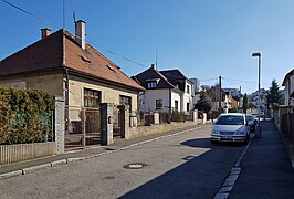 Bojovská street, middle part III, Praha.jpg