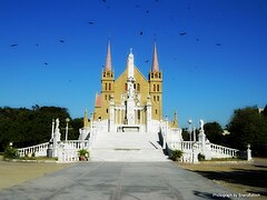 Kharachi Saddar - Saint Patrick's Cathedral, Karachi.jpg