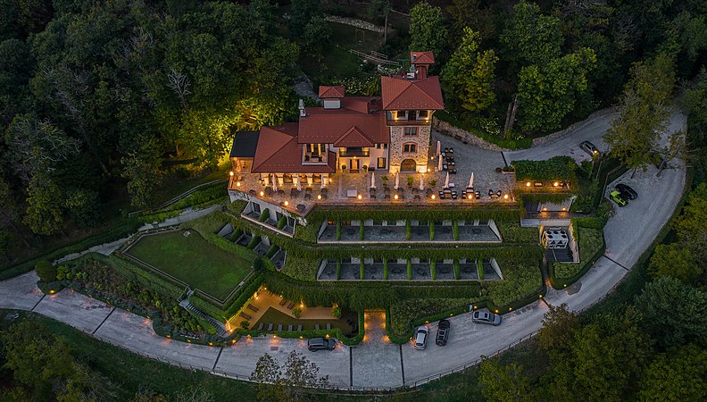 Tenuta dell' Annunziata di sera Autore: Maurizio Moro