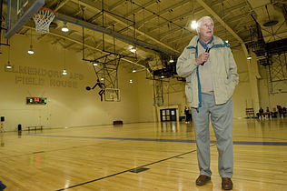 Bob Knight in 2007