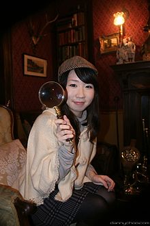 Milky Holmes in London (5080706524).jpg