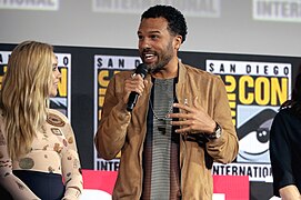 Florence Pugh & O. T. Fagbenle (48471746066).jpg