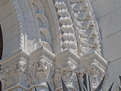 Details of the central portal of the crypt.