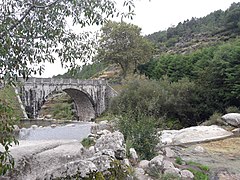 Praia Fluvial de Loriga.jpg