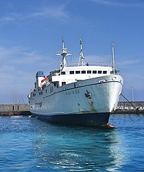 Ship NAIADE (MMSI 247047200) (Caremar), Capri Province de Naples (Italie).