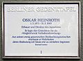 English: Berlin memorial plaque for Oskar Heinroth Deutsch: Berliner Gedenktafel für Oskar Heinroth