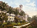 "The_Royal_Poinciana,_Palm_Beach,_Florida,_1900.jpg" by User:Slick-o-bot