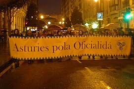 Asturies pola oficialida.JPG