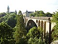 Pont Adolphe. Banque et Caisse d'Epargne de l'Etat in the background.