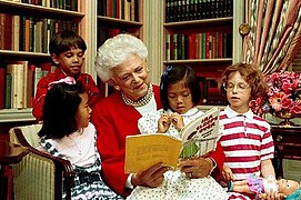 Barbara Bush reading with children 30590.jpg