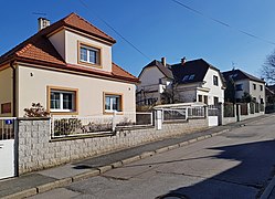 Bojovská street, north part, Praha.jpg