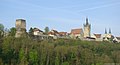 staufische Kaiserpfalz Wimpfen mit ehemals drei quadratischen Bergfrieden, erhalten: links der "rote Turm" und rechts der "Blaue Turm"(mit neogotischem Turmaufsatz), Baden-Württemberg