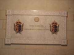 Tomb of the queen María de las Mercedes (20th-century).