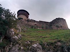 7. Petrelë Castle Photograph: Enrik Hysko Licensing: CC-BY-SA-4.0