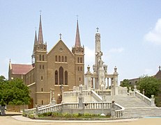 Karachi St. Patricks Cathedral-2.jpg