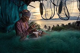 🥈 Fishing net knitter