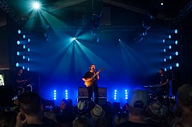 Lewis Capaldi - Ilosaarirock 2018 - 01.jpg