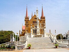 St.Patrick's Cathedral Church Karachi - panoramio.jpg