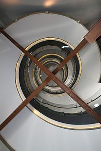 Telefónica, escalera helicoidal /Helical stairs