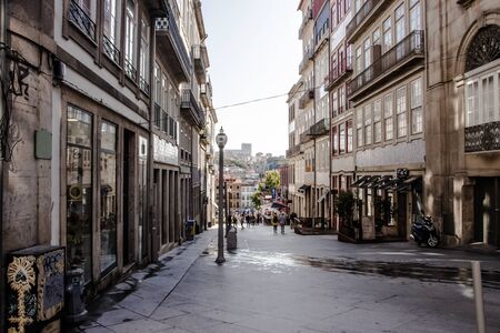 una foto de las hermosas calles de porto Foto de archivo