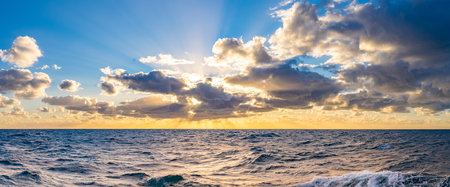 Puesta de sol sobre el mar vista panorámica del mar y el cielo