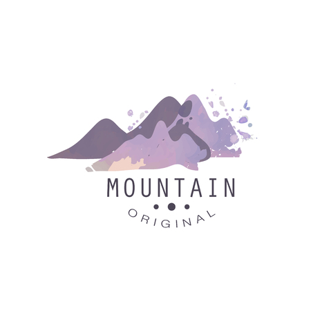 Icono original de la montaña, el turismo, el senderismo y el emblema de aventuras al aire libre, ilustración de vector de insignia de desierto retro sobre un fondo blanco. Foto de archivo