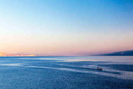 Hermosa mañana en el mar de Dalmacia