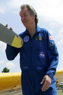 Canadian astronaut Bjarni Tryggvason left the Canadian Space Agency in June 2008 after almost 25 years as an astronaut.