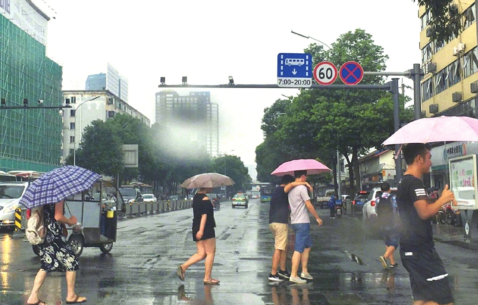 成都期待的凉爽天来了 今起出门请带伞