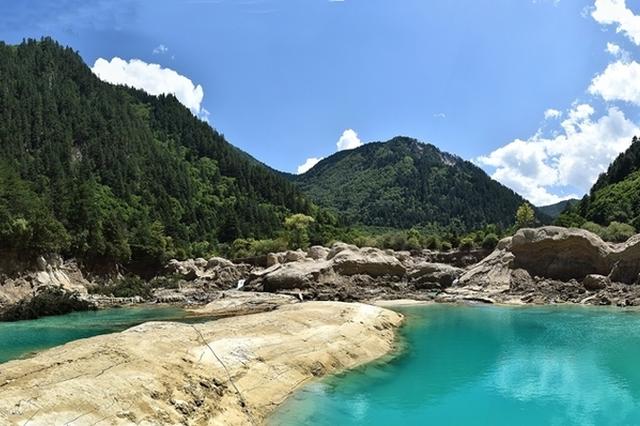 送你一片火花海蓝 实拍九寨沟火花海震后最新景观