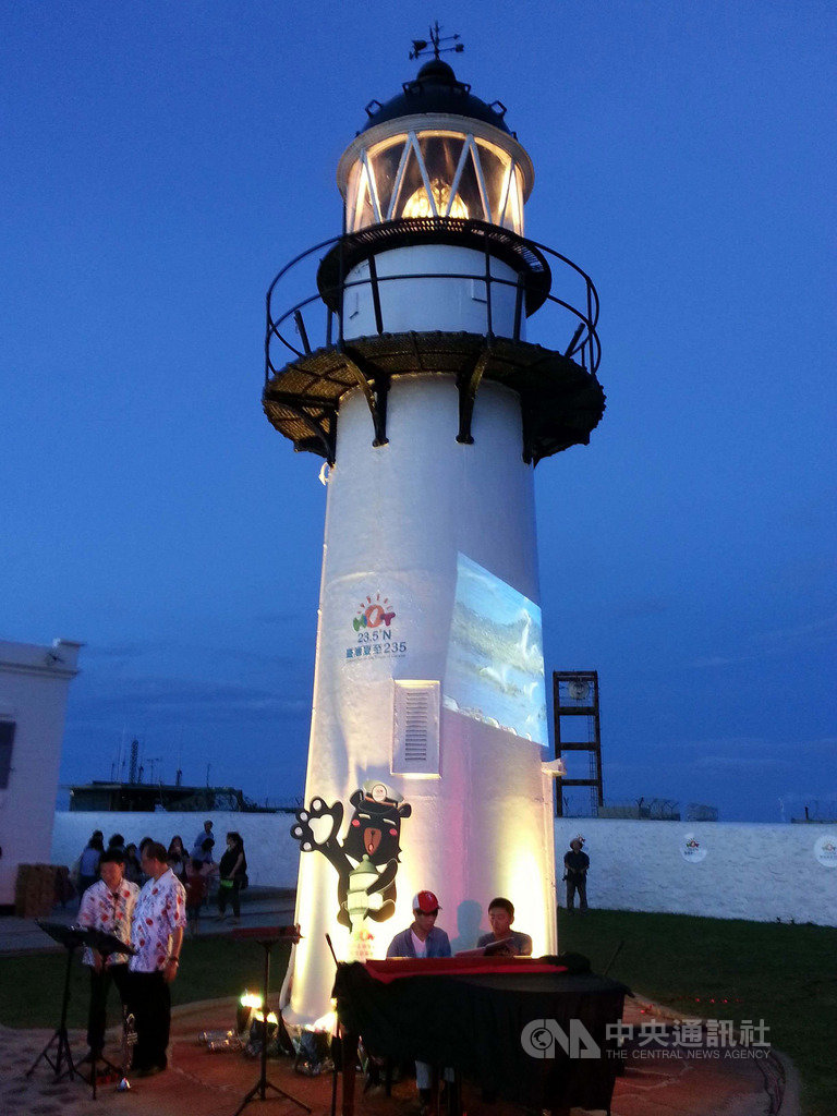 「108年度澎湖海洋地質公園─漁翁島燈塔與博卡拉船難記憶國際論壇」28日在澎湖科技大學登場，分享博卡拉船難布哈拉沉船水下調查及漁翁島燈塔往昔記憶。（資料照片）中央社　108年6月28日