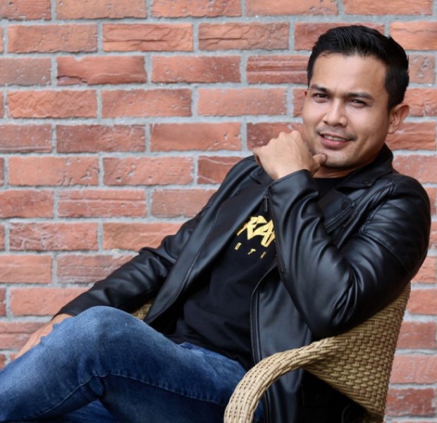 Malaysian actor angry at outrageous electricity bill