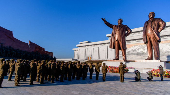 Blumberg: Severna Koreja bi mogla da snabdeva druge zemlje uranijumom