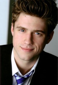 Aaron Tveit