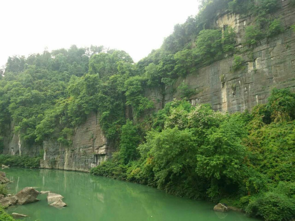 湖南不二門國家森林公園(不二門（湖南不二門國家森林公園）)